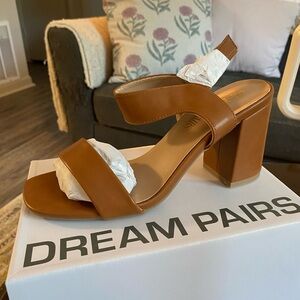 Dream Pairs Women's Tan Block Heel Sandals